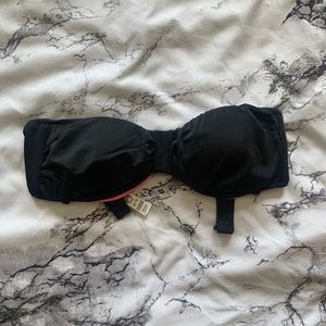 Victoria’s Secret bikini top